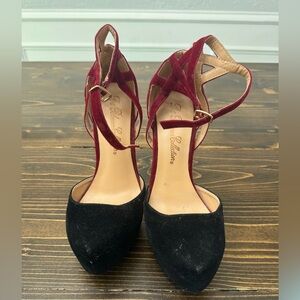 De Blossom Collection Closed Toe Ankle Strap Pumps